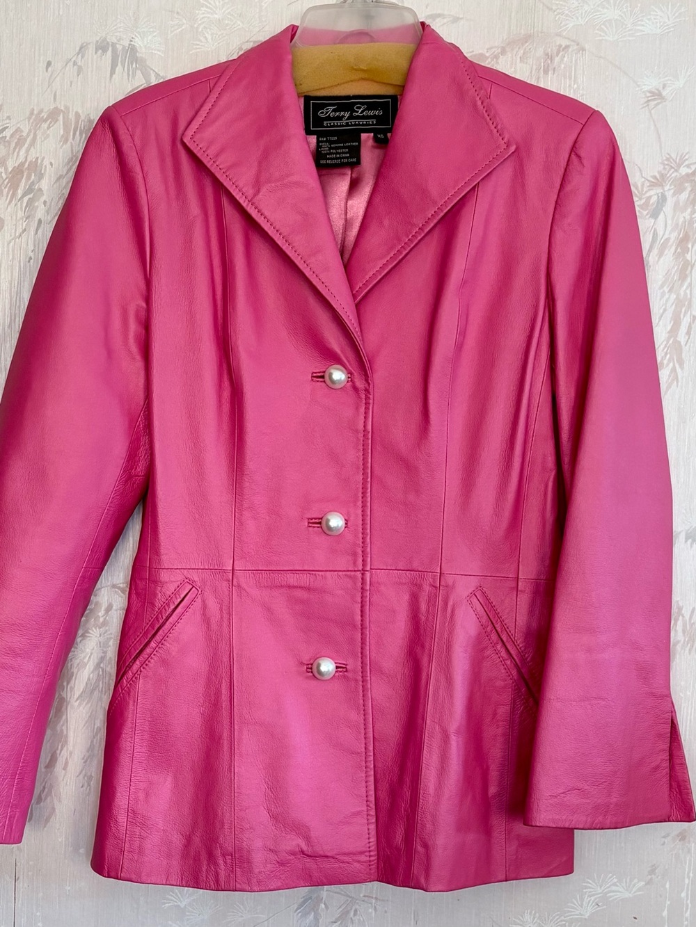 VTG Terry Lewis Classic Luxuries Pink Leather Blazer Jacket XS Barbiecor